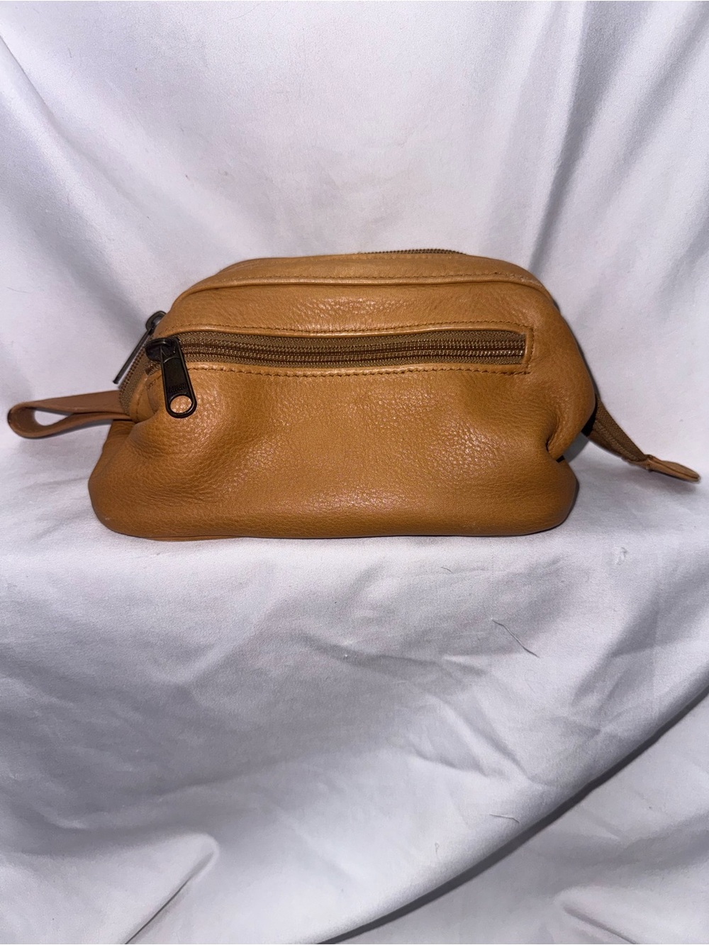 VTG Green Fields leather zipper tote